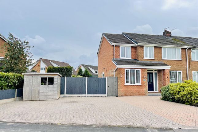 5 bedroom semi-detached house for sale