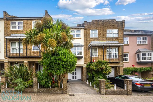St. Marys Square, Brighton BN2 4 bed terraced house for sale