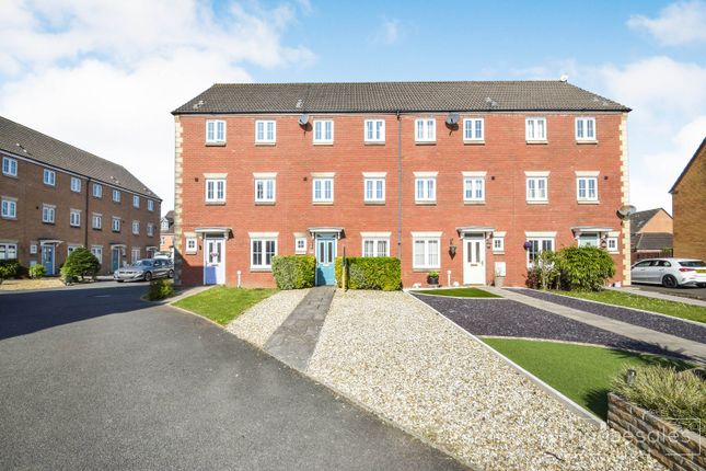 4 bedroom terraced house for sale