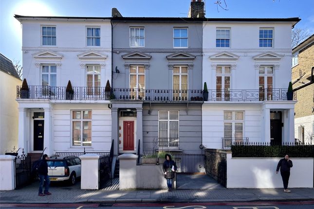 Semi-detached house for sale