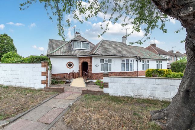 Old Road East, Gravesend, Kent, DA12 4 bed bungalow for sale