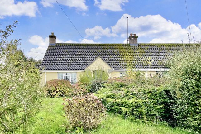 2 bedroom semi-detached bungalow for sale