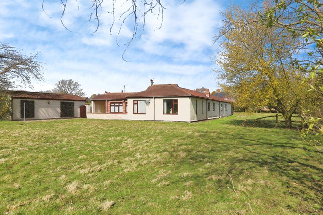 4 bedroom detached bungalow for sale