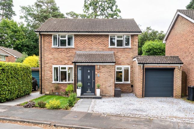 Kirkstone Close, Camberley, GU15 3 bed detached house for sale