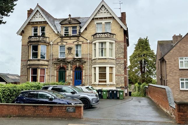 36 Bodenham Road, Hereford 1 bed flat for sale