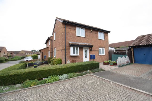 Kelso Close, Bletchley, Milton Keynes 3 bed detached house for sale