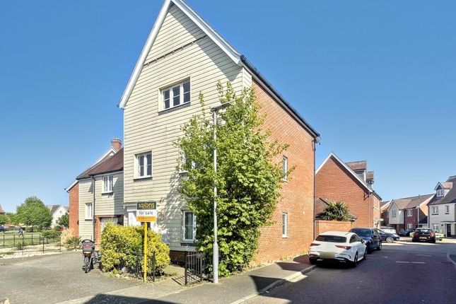 4 bedroom semi-detached house for sale