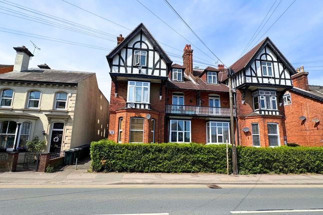 Canterbury Road, Ashford, Kent, TN24 8LE 1 bed apartment for sale