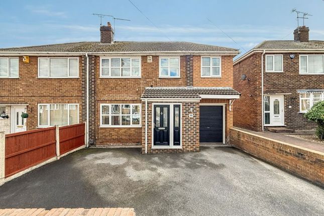 Eastfield Drive, Pontefract WF8 4 bed semi