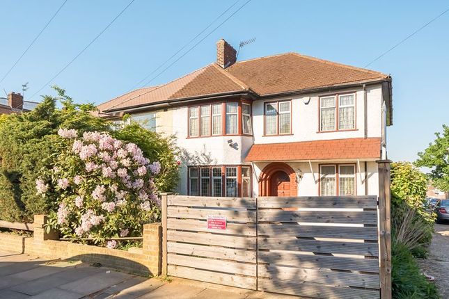 5 bedroom semi-detached house for sale
