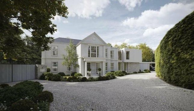 4 bed detached house