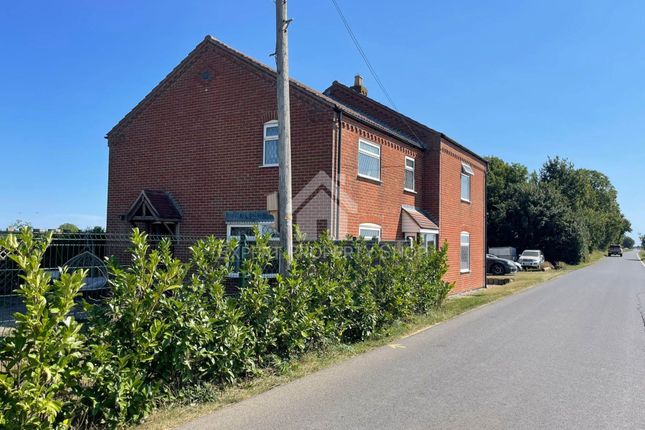 Hedgehog Bridge, Brothertoft 4 bed equestrian property for sale