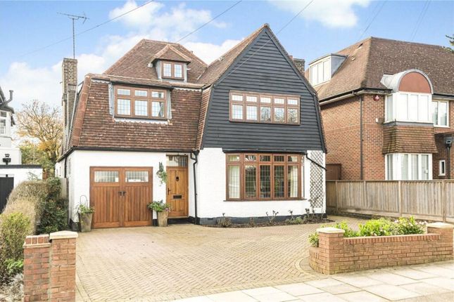 5 bed detached house