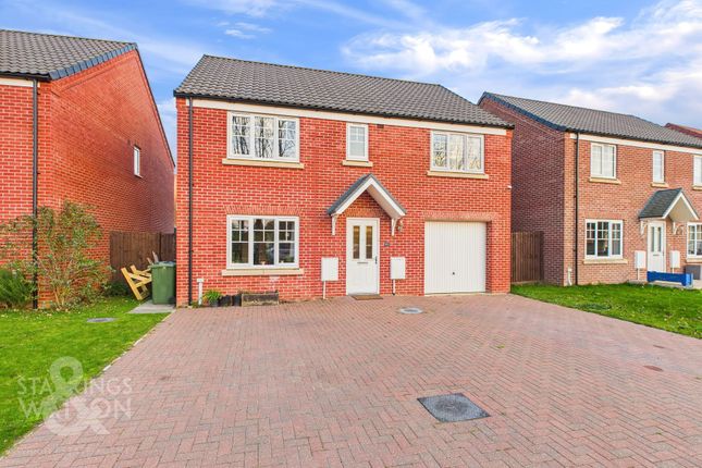 Reeve Way, Wymondham, Norwich 5 bed detached house for sale