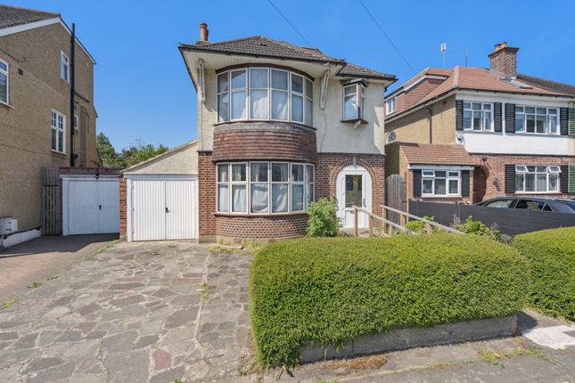 Rayners Lane, Pinner HA5 4 bed detached house for sale