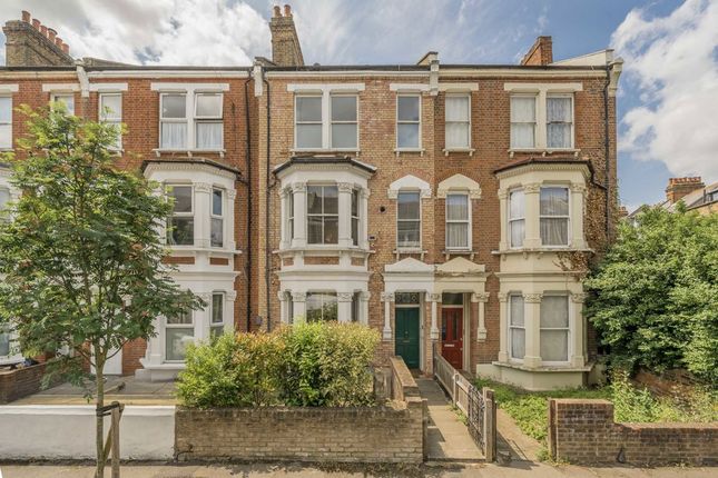 Dunster Gardens, London NW6 3 bed flat for sale