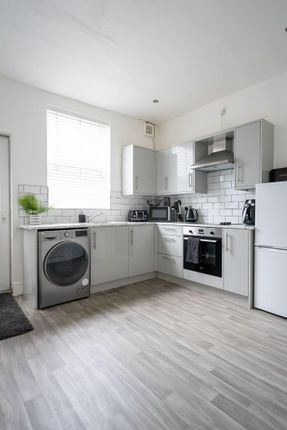 Cemetery Road, Stourbridge 2 bed house for sale