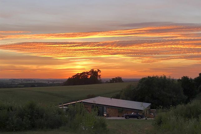 Souldern, North Oxfordshire 5 bed barn conversion for sale