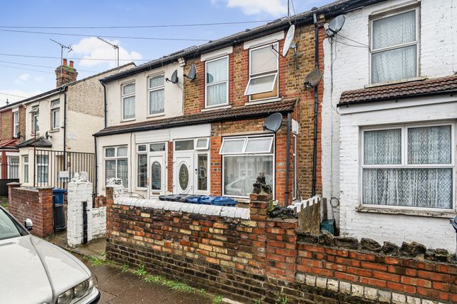 Beverly Road, Southall, UB2 4 bed terraced house for sale