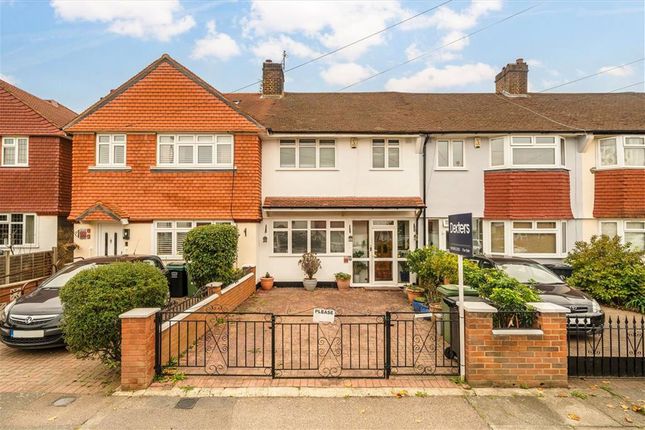 Bramdean Crescent, London SE12 3 bed terraced house for sale