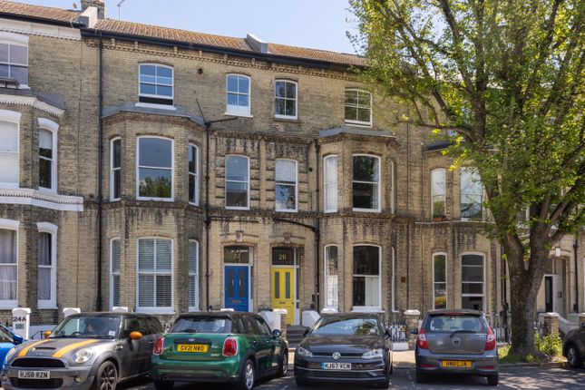 Tisbury Road, Hove, East Sussex, BN3 1 bed flat for sale