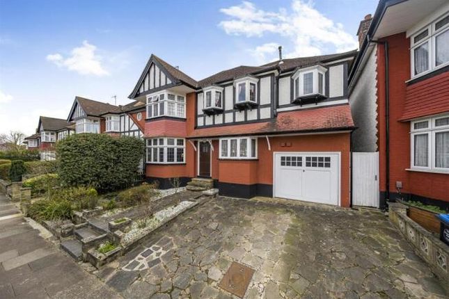 Barn Hill, Wembley, HA9 5 bed terraced house for sale