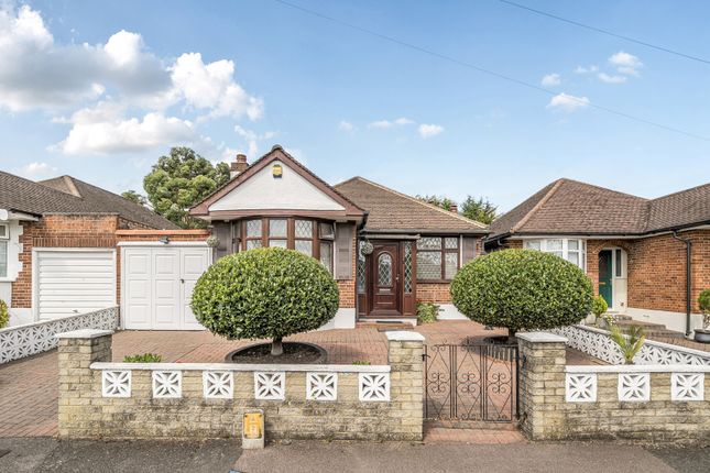Herlwyn Avenue, Ruislip 3 bed bungalow for sale