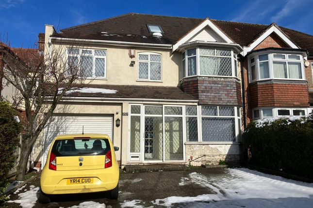 6 bedroom semi-detached house for sale