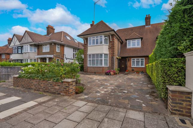 5 bedroom semi-detached house for sale