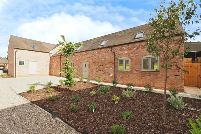 2 bedroom barn conversion for sale