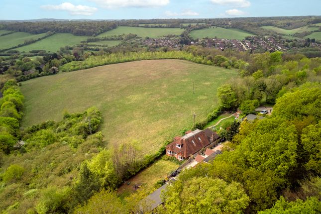 Cryers Hill Road, High Wycombe HP15 5 bed detached house for sale