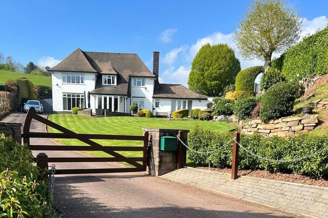 Acton, Newcastle, ST5 4 bed detached house for sale