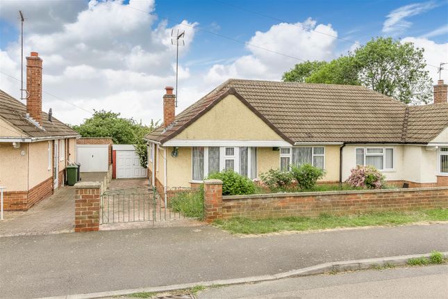 2 bedroom semi-detached bungalow for sale