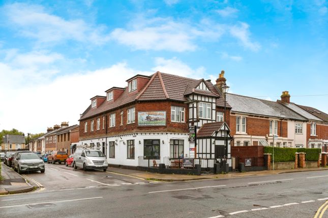 8 bedroom terraced house for sale