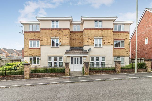 Meadow Hill, Pontypridd CF38 2 bed apartment for sale
