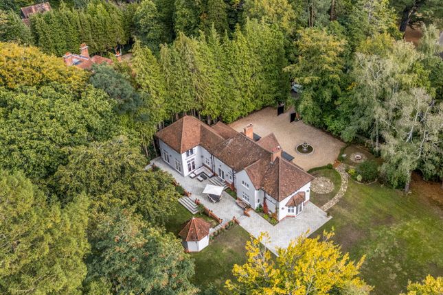 6 bedroom detached house for sale