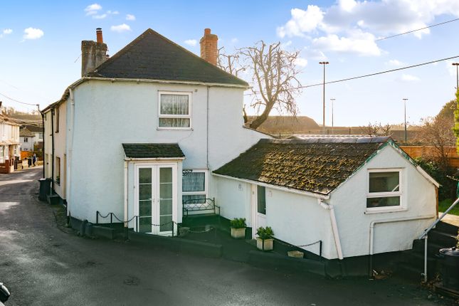 Duke Street, Cullompton, Devon, EX15 2 bed semi