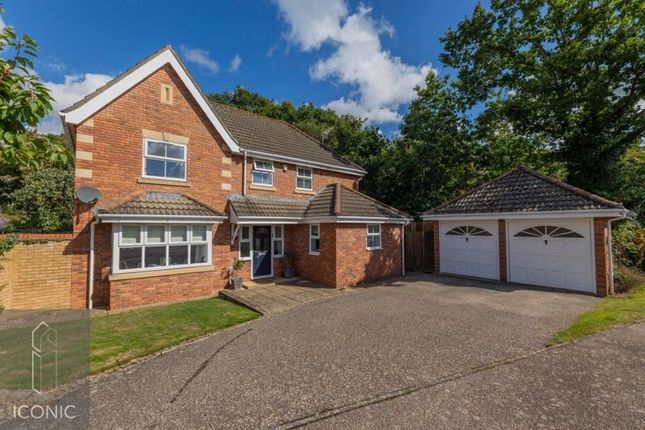Marriott Chase, Taverham, Norwich. 4 bed detached house for sale