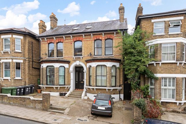 Gipsy Hill, Crystal Palace, London, SE19 2 bed apartment for sale