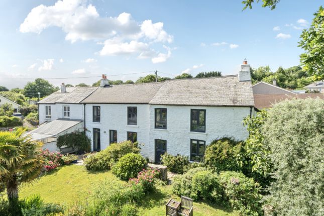 5 bedroom semi-detached house for sale
