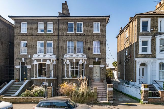 5 bedroom semi-detached house for sale