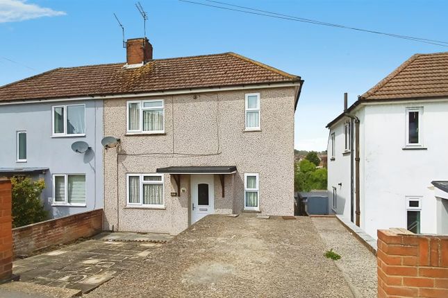 Hawthorn Road, Rochester 4 bed semi