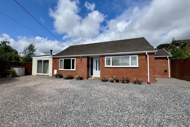 3 bedroom detached bungalow for sale