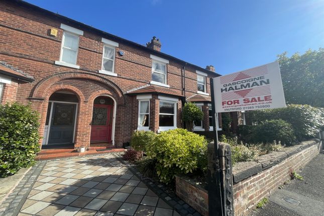 4 bedroom terraced house for sale
