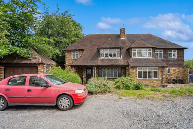 Church Hill, Harefield, Middlesex, UB9 3 bed semi