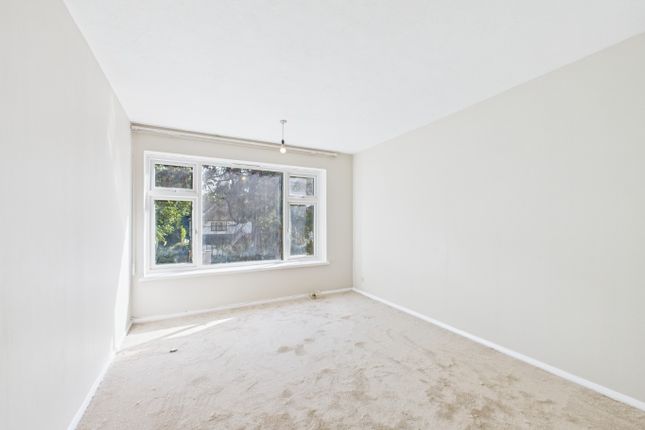 Willow Grove, Chislehurst BR7 1 bed flat for sale