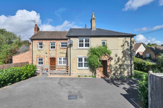 South End, Royston SG8 4 bed detached house for sale
