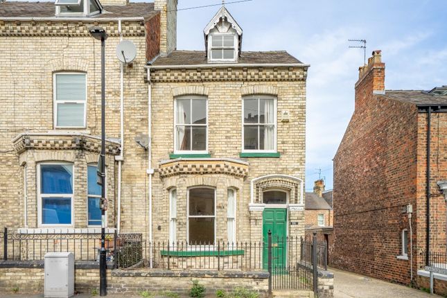 Upper Price Street, York 3 bed end of terrace house for sale