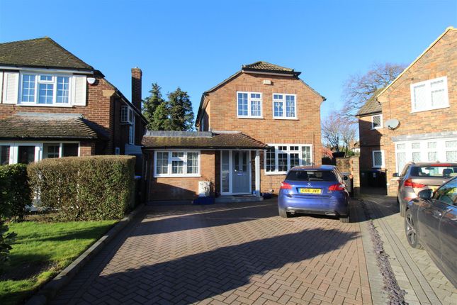 Lake Close, Byfleet, West Byfleet 4 bed detached house for sale