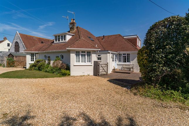 5 bedroom semi-detached house for sale
